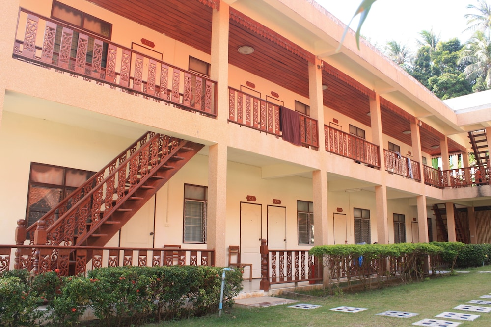 Grand Sea Beach Resort