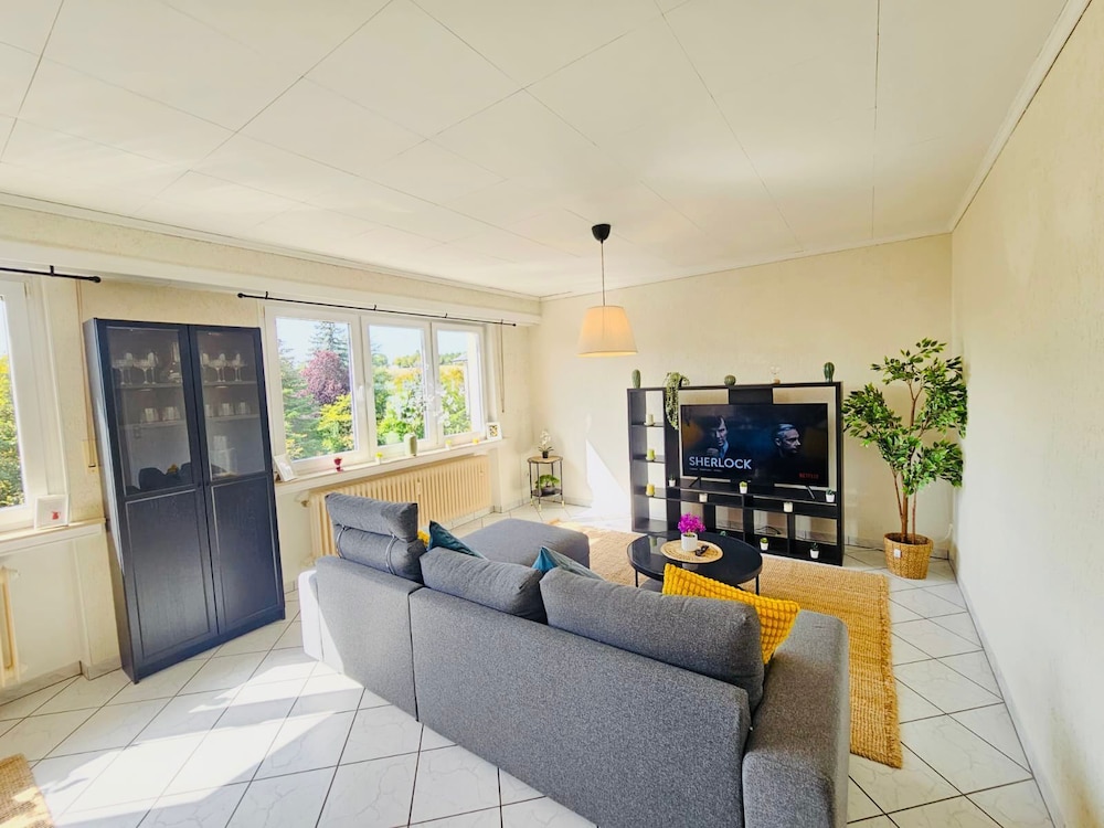 Chic Urban Stay 2BR with parking