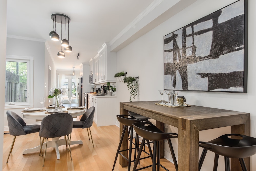 Homey & Elegant 3-bedroom House in the Annex - Image 2