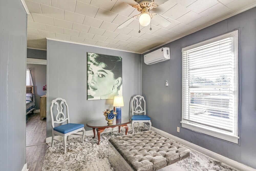 Near Sabine Lake: Pet-friendly Apt in Port Arthur