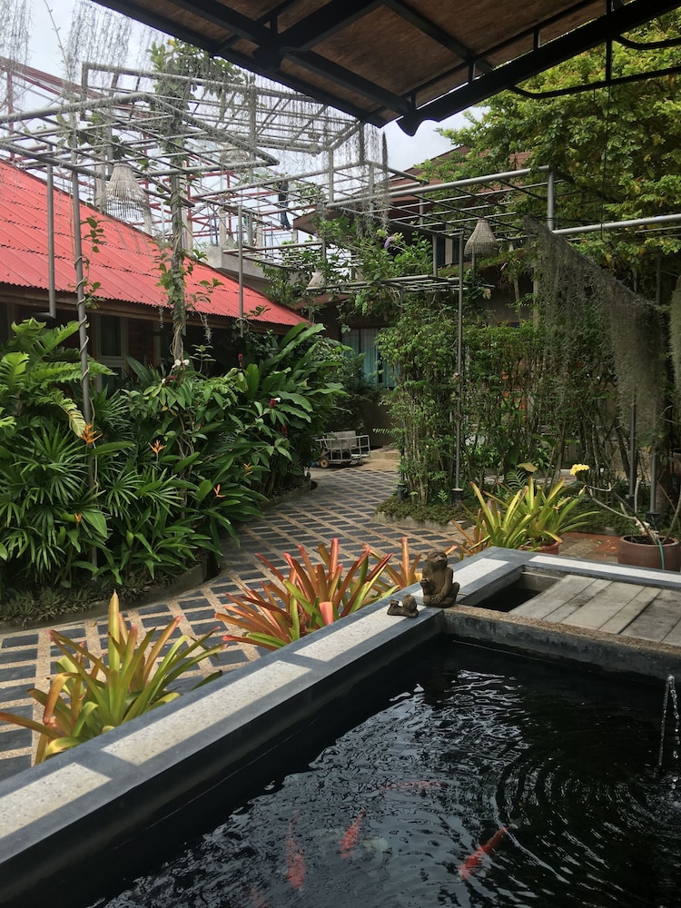 Green View Village Resort