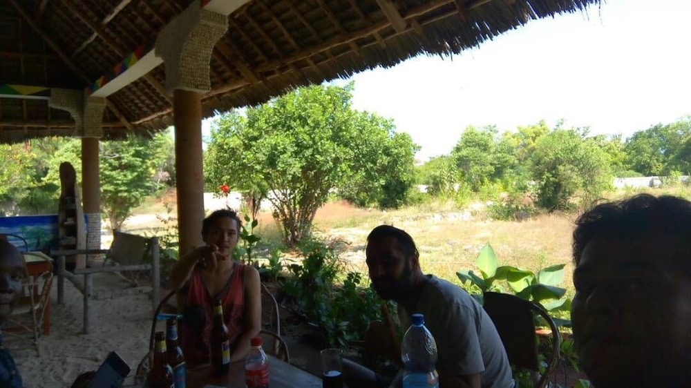 Mfumbwi Backpacker Lodge