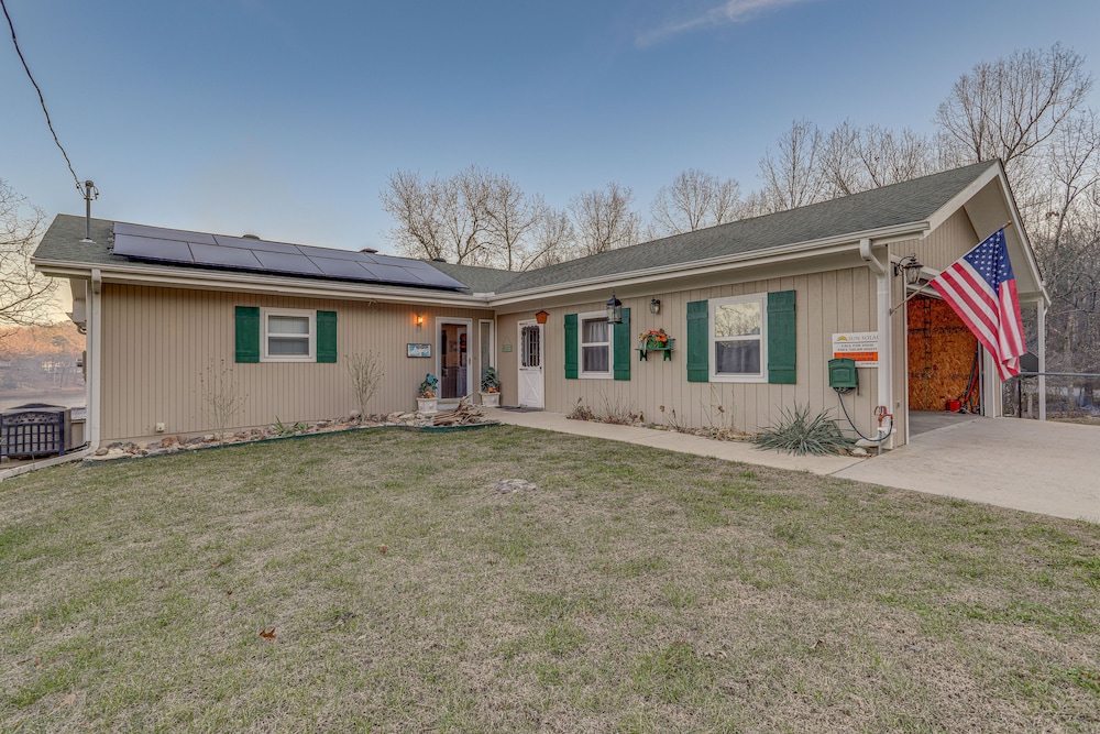 Waterfront Cherokee Village Home w/ Private Dock! view 2