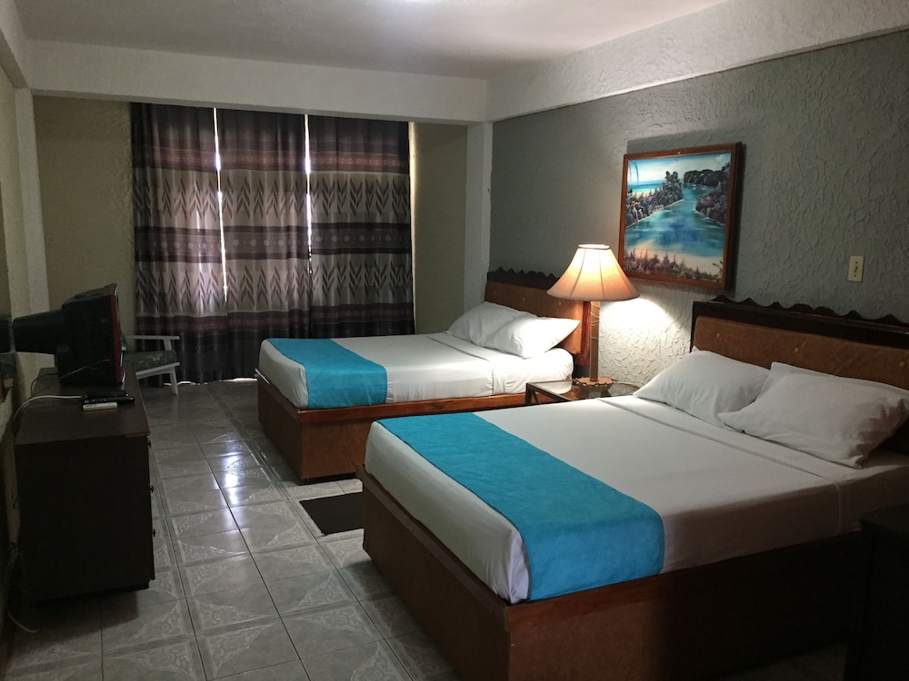 CariBlue Beach Hotel