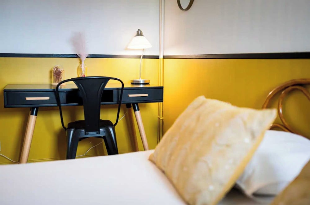 Elegant Triplex With Private Parking-2br/4p-honfleur view 5
