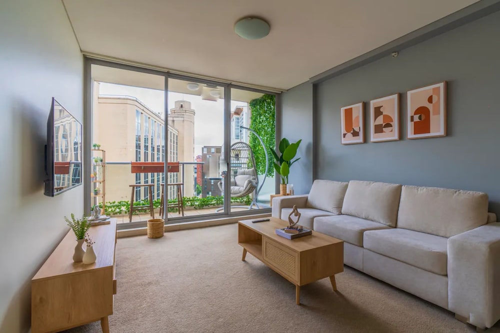 Bright 1bedroom Apartment Centrally Located Near Haymarket