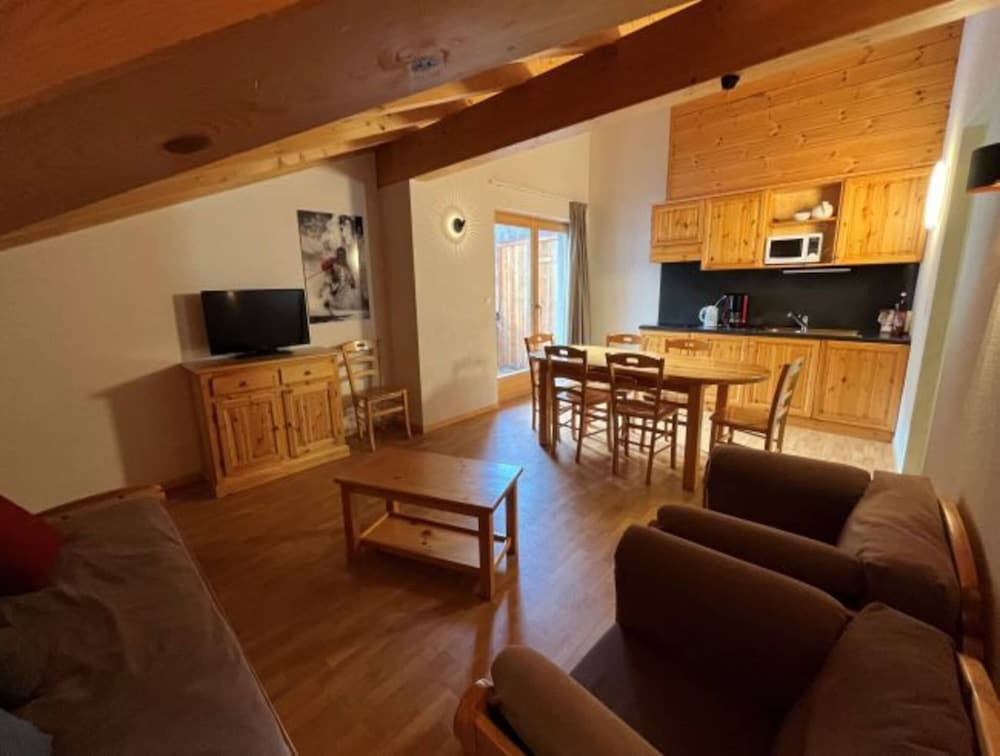 Awesome Apartment Near ski Slope