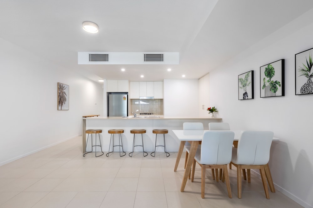 Drift South Holiday Apartments