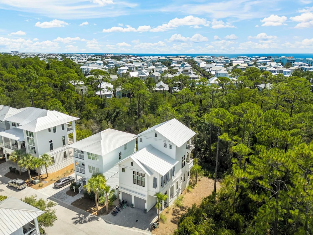 30A Beach House - Mia's Beach House