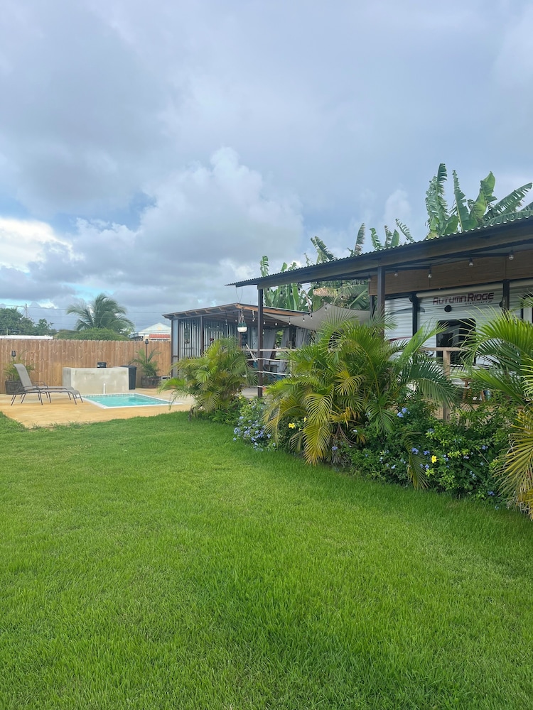 El Camper with private pool