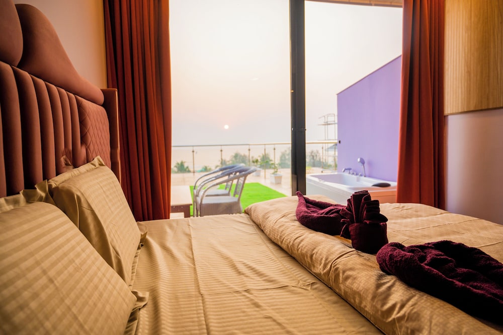 Coco 7 Beach Resort