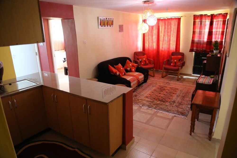 Simani Guest House