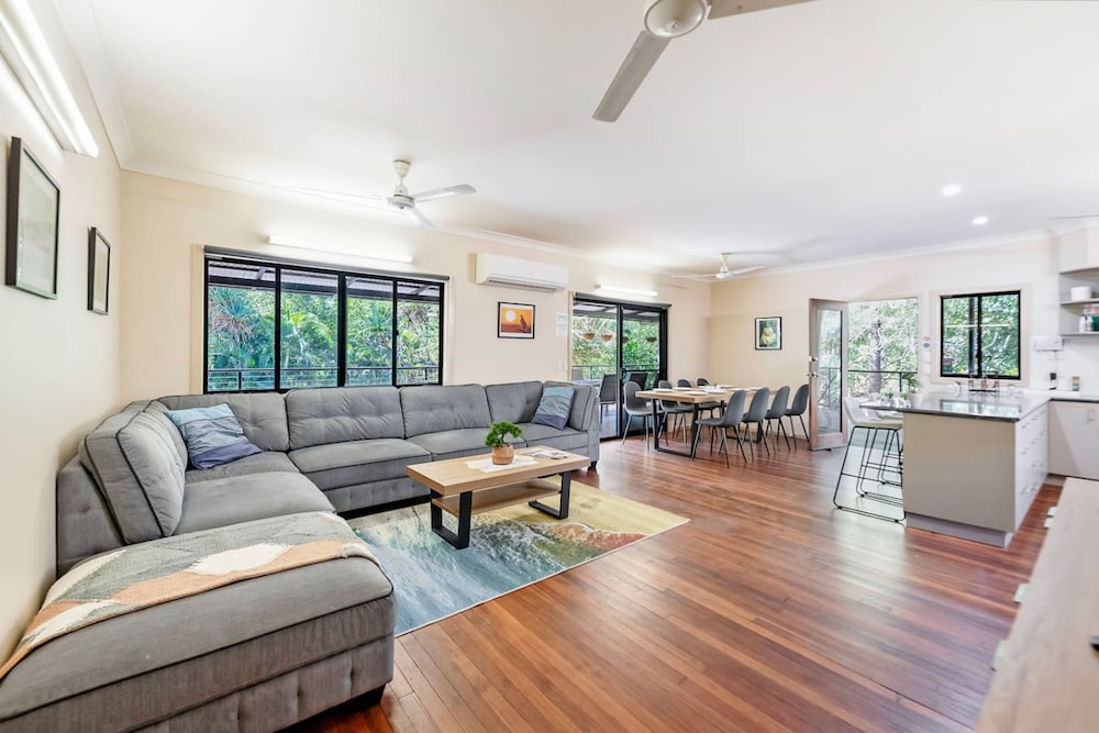 Zen Pandanus Point Pool - Backyard - Balcony