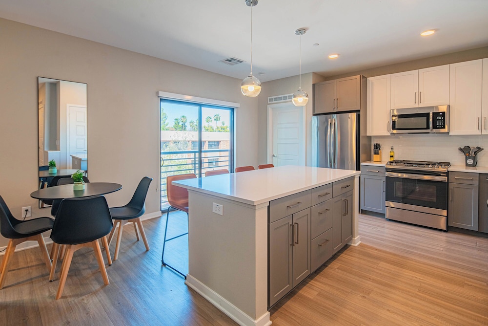 ROVE LIVING/KL - Alta North Central