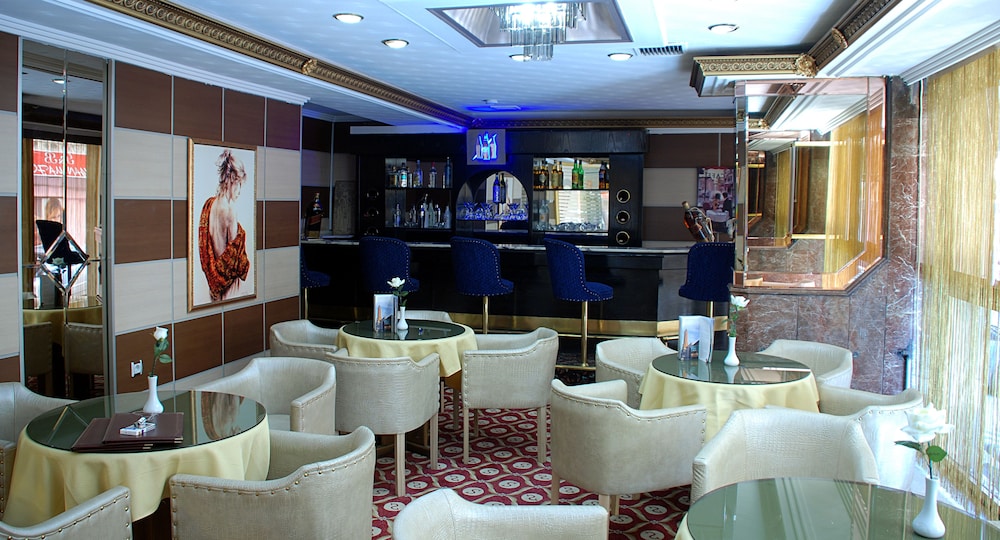 Royal Carine Otel - Image 6