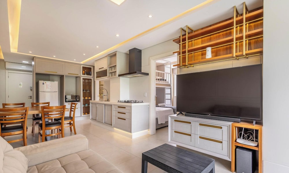 Your Complete Stay Just Minutes From the sea in BC Stls