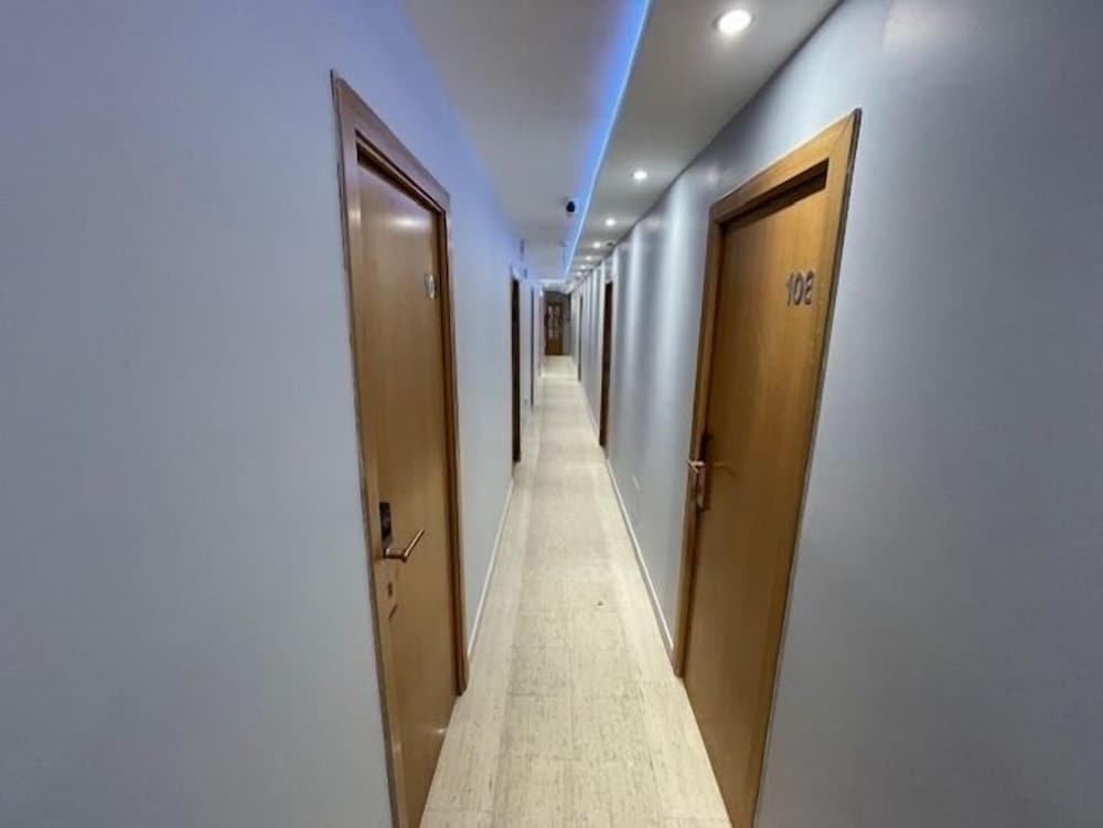 HOSTAL QUINTA SANTILLAN