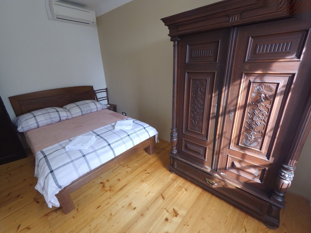 Spacious Holiday Home With Terrace & Great Sea View view 2