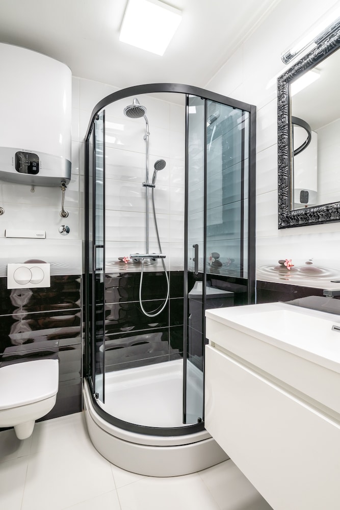 Pietra Negra en Split — bathroom