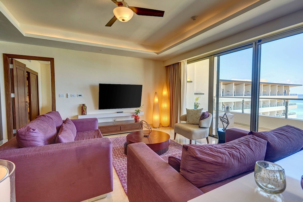 Jamaica Vacations - Royalton Blue Waters Montego Bay, An Autograph Collection All Inclusive Resort - Property Image 43