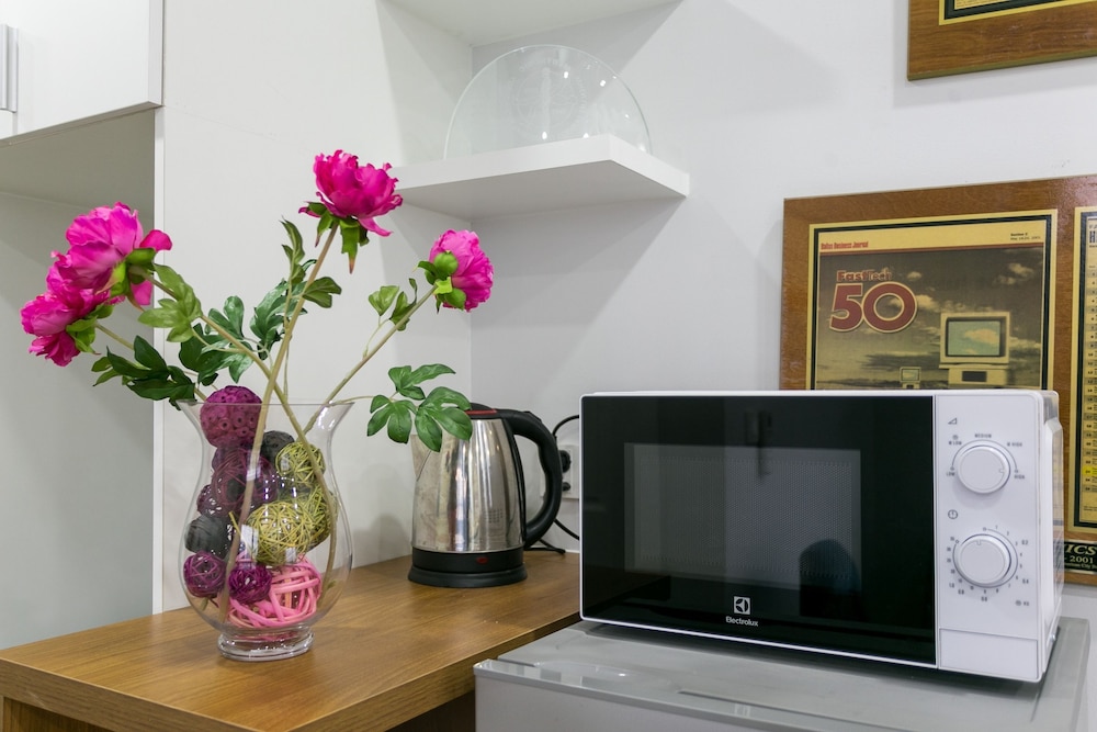 Jennifer House - Millenium Apartment