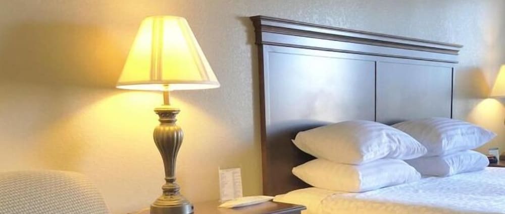 Trailside Inn
