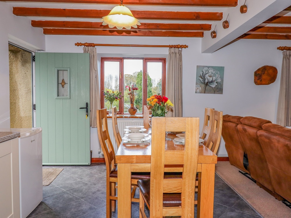 Acorn Cottage