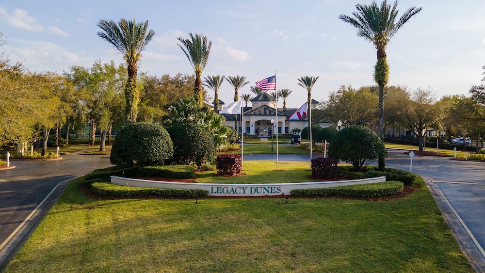 Dreamy Apartment Just 15 Minutes From Disney