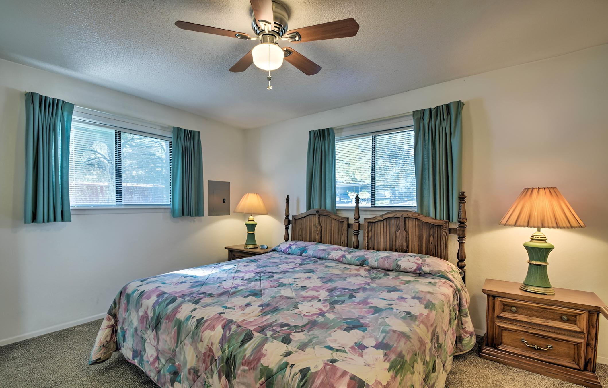 Ruidoso Family Home w/ Patio, 16 Mi to Ski Apache! view 5