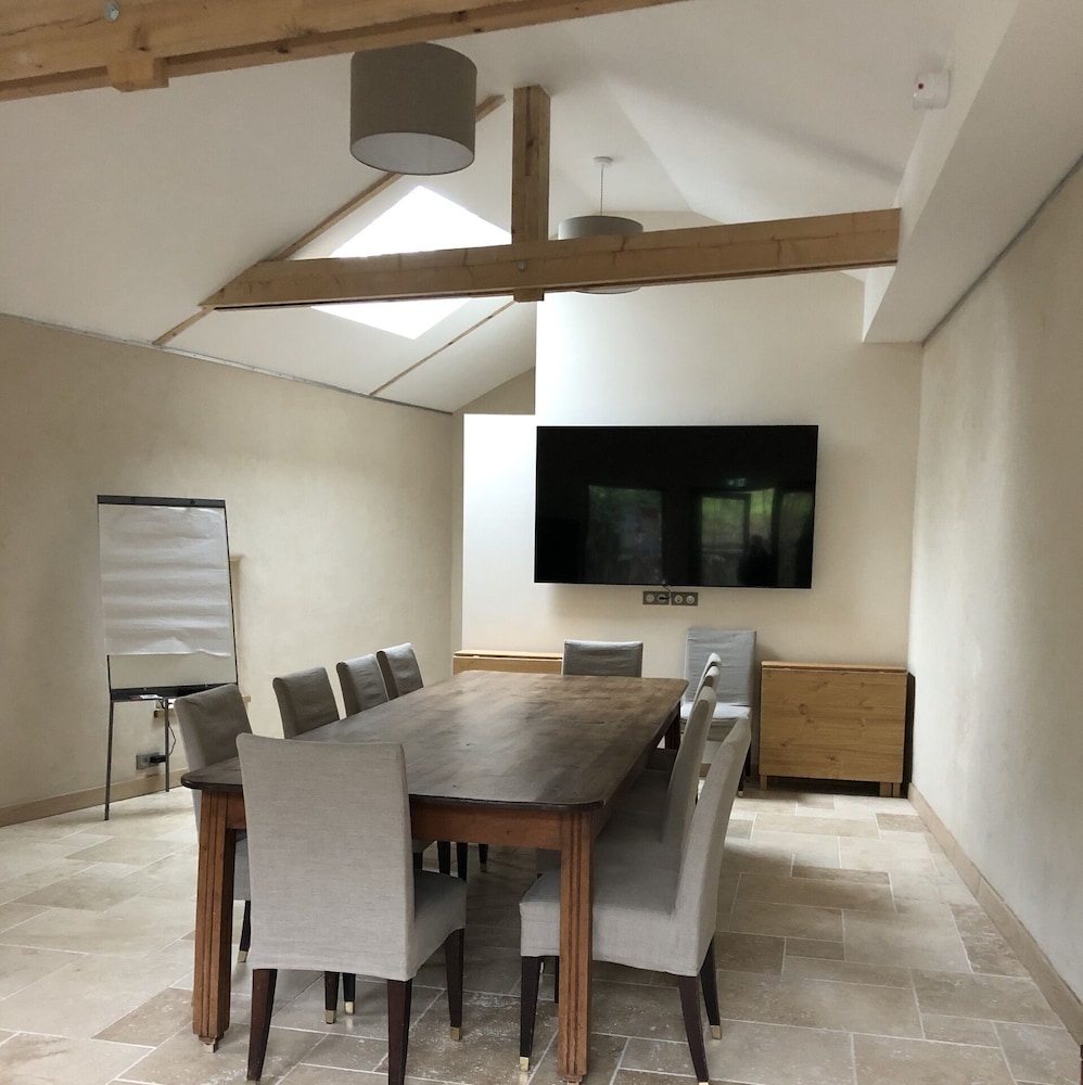 meeting & event spaces