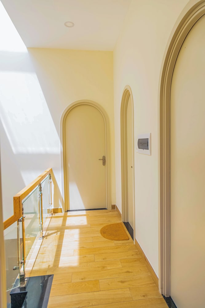 Luxury 3 br La Fleur Villa-Novaworld PT