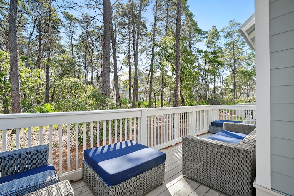Prominence on 30A by Panhandle Getaways