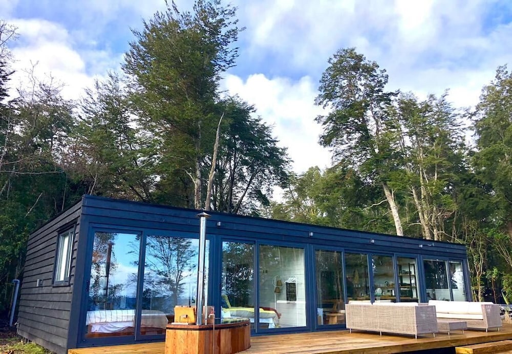 Calma Cabins