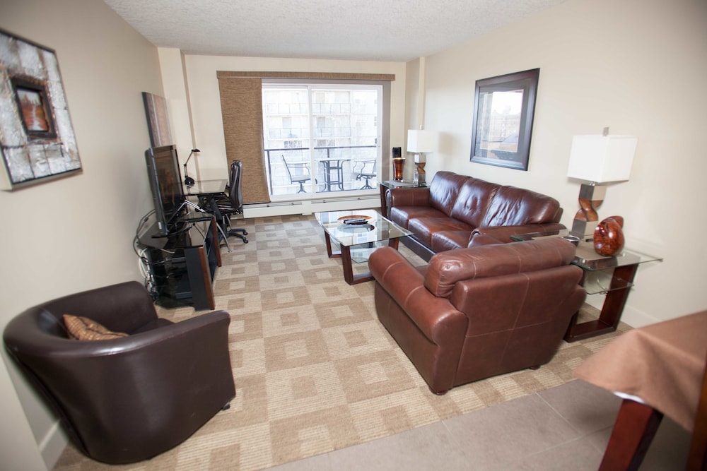 Corporate Suites of Calgary - Eightwelve