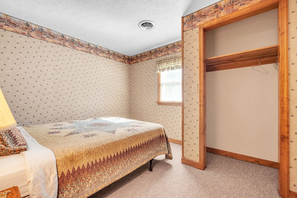 Panoramic Paradise - Best View Of Seneca Rocks 3 Bedroom Cottage view 4