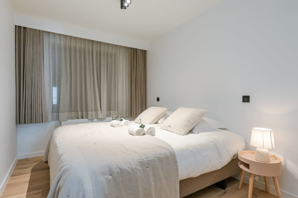 High end Apartment Nearby the Beach in Knokke With Parking