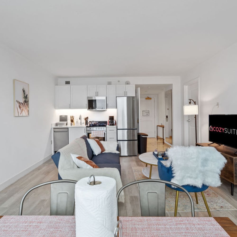 Sleep 6 Bold 1BR 2BA Beachfront by Cozysuites, Fotografia 11