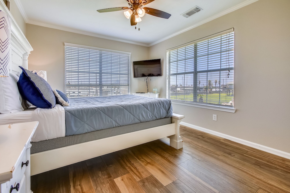 Beach Retreat view 3