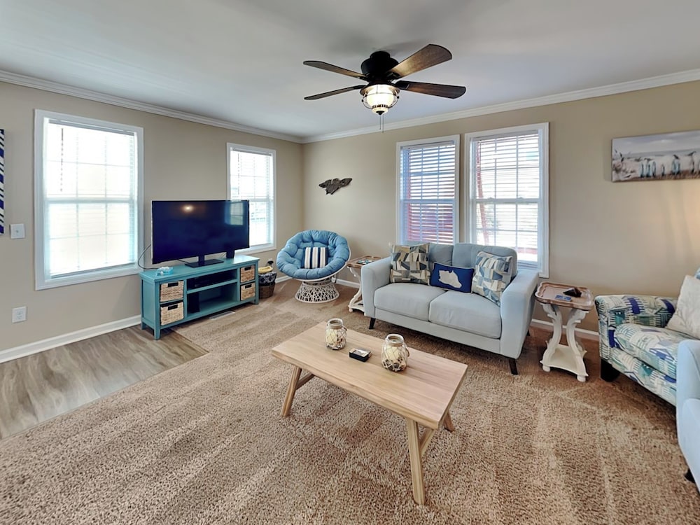 Starboard Shores by Topsail Realty