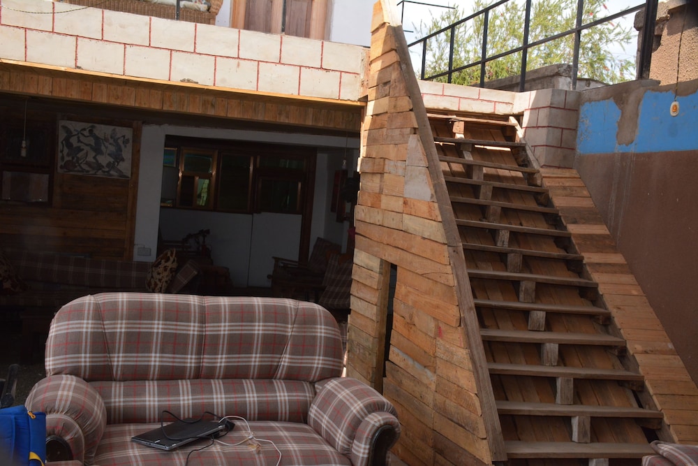 Lionsgate Hostel