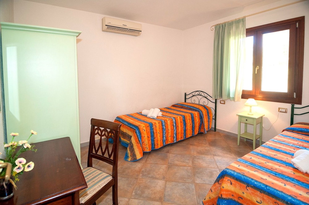 Albergo Residenziale Li Troni photo 4