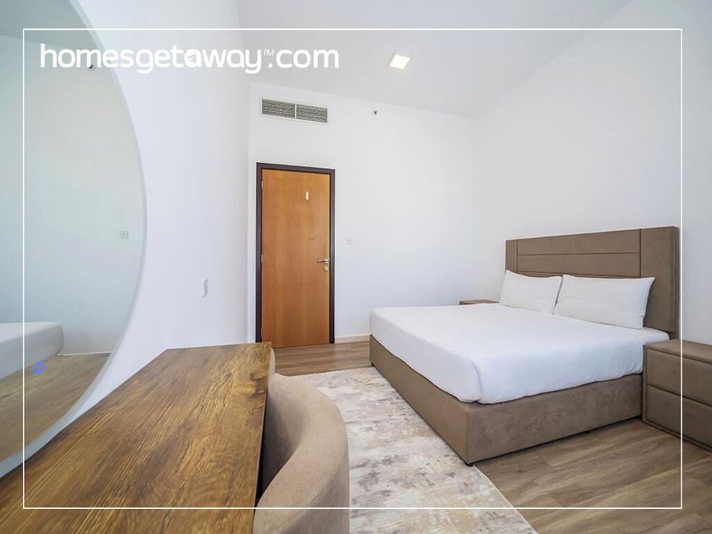 Spacious 4BR in Horizon Tower Marina