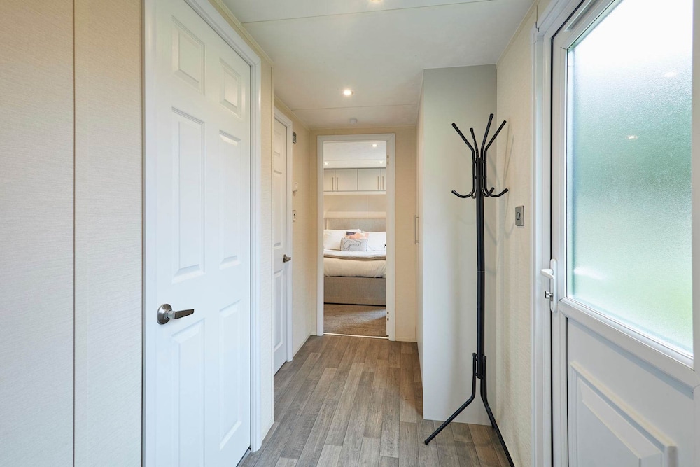 Host Stay Lucas Lodge