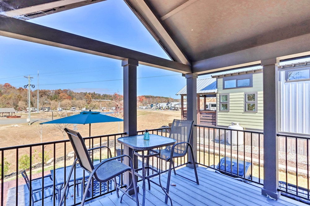Tiny Home Retreat w/ Fire Pit ~ 3 Mi to Lake! view 4