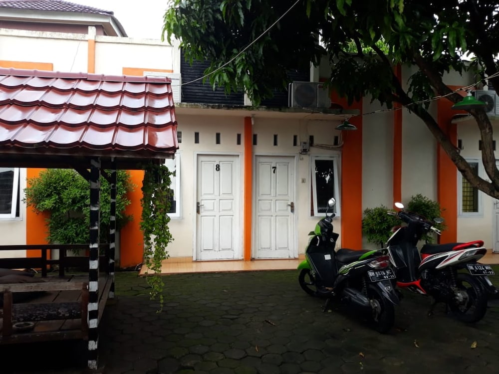 Photo 21