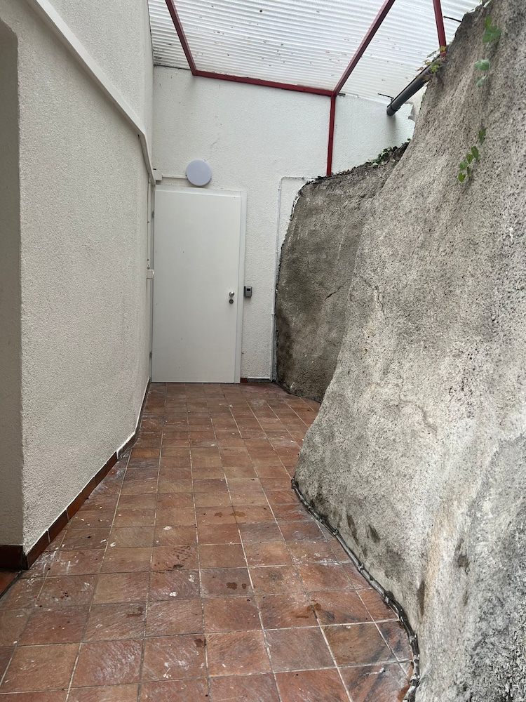 Castel View