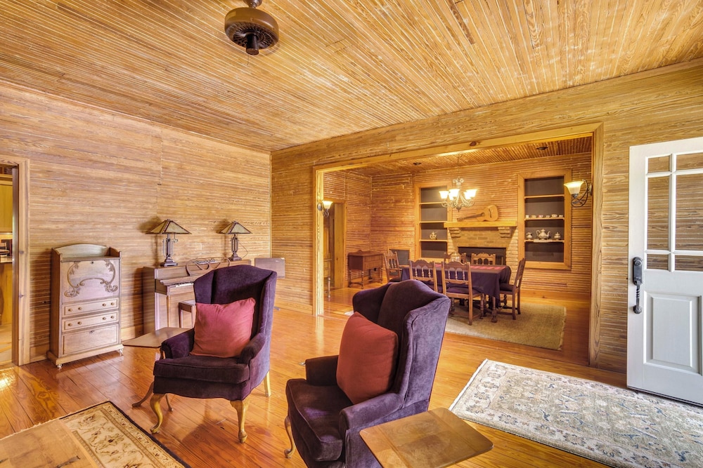 Private Walterboro Estate w/ Deck + Fire Pit! view 5