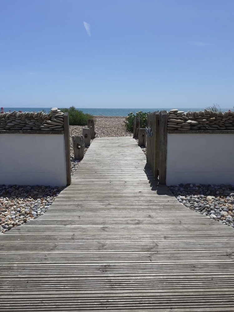 Photo 33