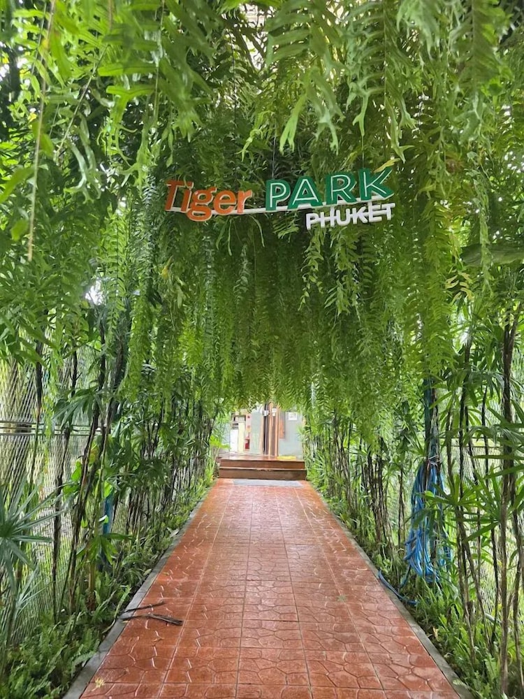 Stylish 3BR Pool Villa Lawan Villa (LWV1)