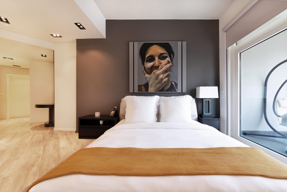 Luxurious 2 Bed Apt on Palm Jumeirah
